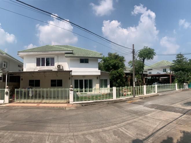 มีนบุรี เขตมีนบุรี กรุงเทพมหานคร