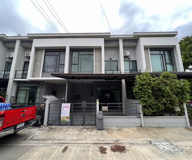 คลองถนน เขตสายไหม กรุงเทพมหานคร