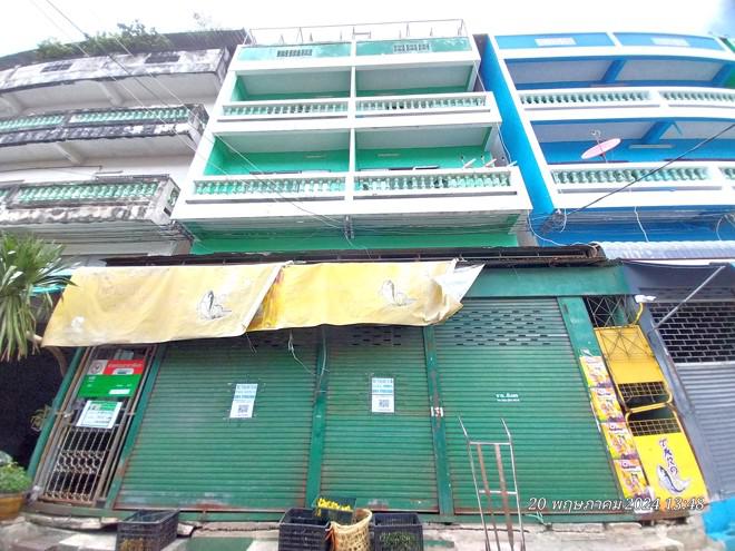 ลำปลาทิว เขตลาดกระบัง กรุงเทพมหานคร