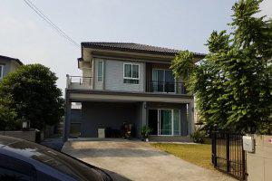 78/33 ซอย 13 ในโครงการ ถนน ฉลองกรุง ลำผักชี หนองจอก กรุงเทพมหานคร